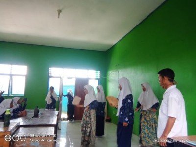 SENI TARI