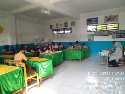 Kegiatan Literasi, Sabtu 12-10-2024
