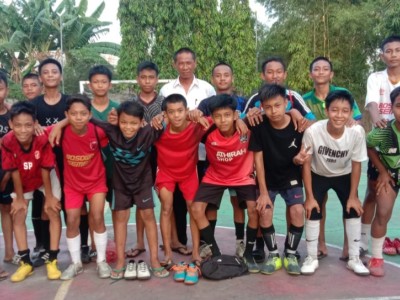 PELATIHAN FUTSAL