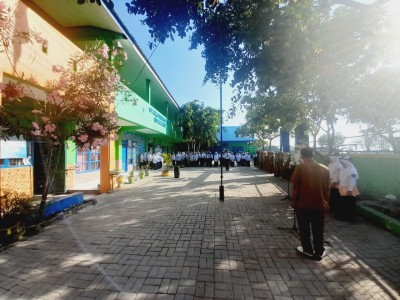 UPACARA BENDERA ( 20-11-2023 )