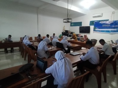 Kegiatan Penilaian Sumatif Akhir secara Blanded Online dan Offline 