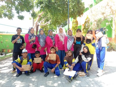 PENYERAHAN HADIAH PORSENI