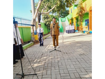 UPACARA BENDERA ( 20-11-2023 )