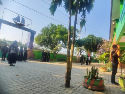 UPACARA BENDERA ( 28-10-2024 )