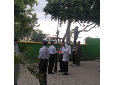 UPACARA BENDERA (4-3-2024)