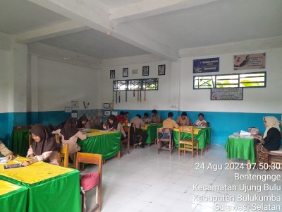 KEGIATAN LITERASI 24 AGUSTUS 2024