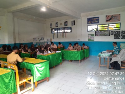 Kegiatan Literasi, Sabtu 12-10-2024